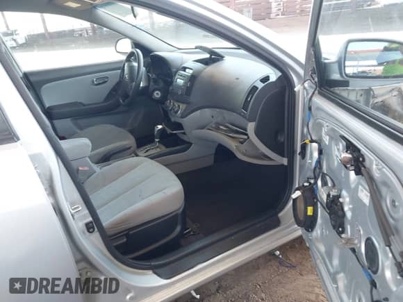 2010 Hyundai Elantra GLS with VIN KMHDU4AD4AU126950, listed as a IAAI auction lot 42009934 with 124,845 mi miles and . Bid and sale history available at DreamBid. Image 5.