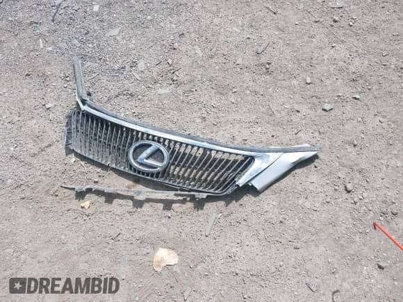 2011 Lexus IS 250 C z VIN JTHFF2C22B2514990, wystawiony jako IAAI lot #43072067 z przebiegiem 105 477 mil mil oraz . Historia ofert i sprzedaży dostępna na DreamBid. Obrazek 12.