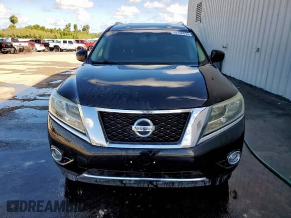 2014 Nissan Pathfinder Platinum with VIN 5N1AR2MM1EC646457, listed as a Copart auction lot 82156835 with 119,304 mi miles and Clean title. Bid and sale history available at DreamBid. Image 5.