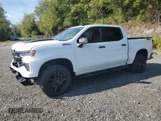 2025 Chevrolet Silverado 1500 LT Trail Boss с VIN 3GCUKFEDXSG291731, выставлен на аукционе Copart как лот 80468075 с пробегом 1 810 миль миль и Списание • Salvage title. История ставок и продаж доступна на DreamBid. Изображение 1.