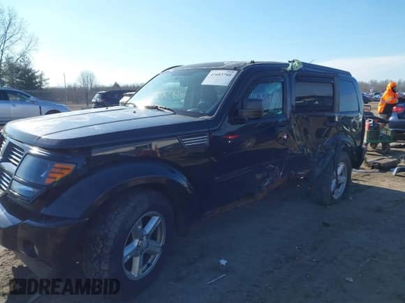 2007 Dodge Nitro R/T with VIN 1D8GU586X7W739538, listed as a IAAI auction lot 41683788 with 211,259 mi miles and . Bid and sale history available at DreamBid. Image 6.