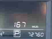 2017 Nissan Sentra SV z VIN 3N1AB7AP7HY221330, wystawiony jako IAAI lot #43387773 z przebiegiem 72 760 mil mil oraz . Historia ofert i sprzedaży dostępna na DreamBid. Obrazek 16.