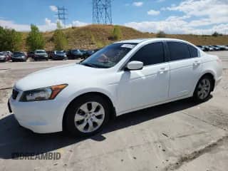 2008 Honda Accord EX-L z VIN JHMCP26818C032319, wystawiony jako Copart lot #70415795 z przebiegiem 127 475 mil mil oraz Szkoda całkowita • Salvage title. Historia ofert i sprzedaży dostępna na DreamBid. Obrazek 1.