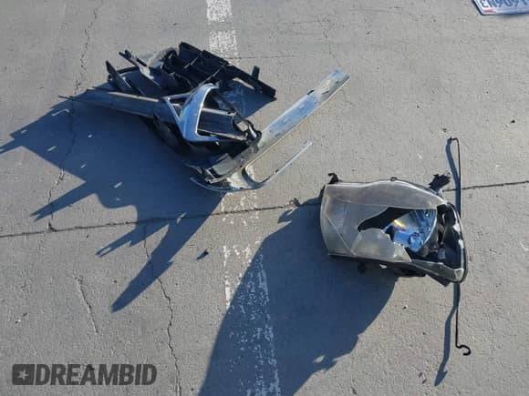 2007 Toyota Tacoma PreRunner z VIN 5TETU62NX7Z388023, wystawiony jako IAAI lot #43306755 z przebiegiem 182 795 mil mil oraz . Historia ofert i sprzedaży dostępna na DreamBid. Obrazek 12.