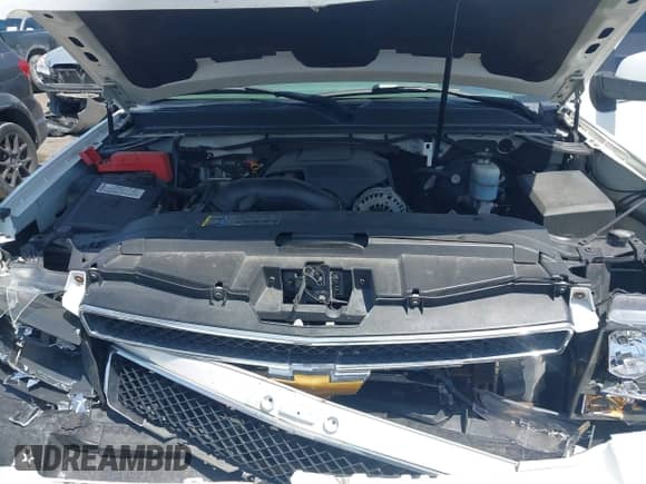 2007 Chevrolet Suburban LTZ with VIN 1GNFK163X7J305481, listed as a IAAI auction lot 42402983 with 147,778 mi miles and . Bid and sale history available at DreamBid. Image 10.