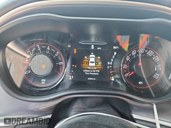 2021 Dodge Challenger SXT с VIN 2C3CDZAG1MH582424, выставлен на аукционе Copart как лот 70219745 с пробегом 64 465 миль миль и Списание • Salvage title. История ставок и продаж доступна на DreamBid. Изображение 9.