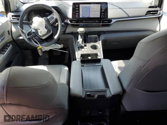 2023 Toyota Sienna Limited с VIN 5TDZRKECXPS169624, выставлен на аукционе Copart как лот 48542525 с пробегом 31 310 миль миль и Списание • Salvage title. История ставок и продаж доступна на DreamBid. Изображение 8.