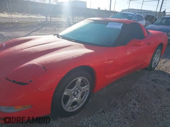 1998 Chevrolet Corvette with VIN 1G1YY22G8W5102216, listed as a IAAI auction lot 43501694 with 37,358 mi miles and . Bid and sale history available at DreamBid. Image 2.
