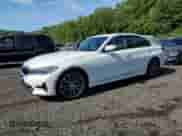 2022 BMW 3 Series 330i xDrive с VIN 3MW5R7J02N8C34069, выставлен на аукционе Copart как лот 63990255 с пробегом 35 890 миль миль и Списание • Salvage title. История ставок и продаж доступна на DreamBid. Изображение 1.