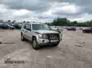 2006 Jeep Commander z VIN 1J8HG48K56C295849, wystawiony jako Copart lot #64956285 z przebiegiem Nie podano mil oraz Szkoda całkowita • Salvage title. Historia ofert i sprzedaży dostępna na DreamBid. Obrazek 13.