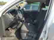 2017 Volkswagen Tiguan S с VIN WVGAV7AX6HK049404, выставлен на аукционе Copart как лот 69989865 с пробегом 93 717 миль миль и Списание • Salvage title. История ставок и продаж доступна на DreamBid. Изображение 7.