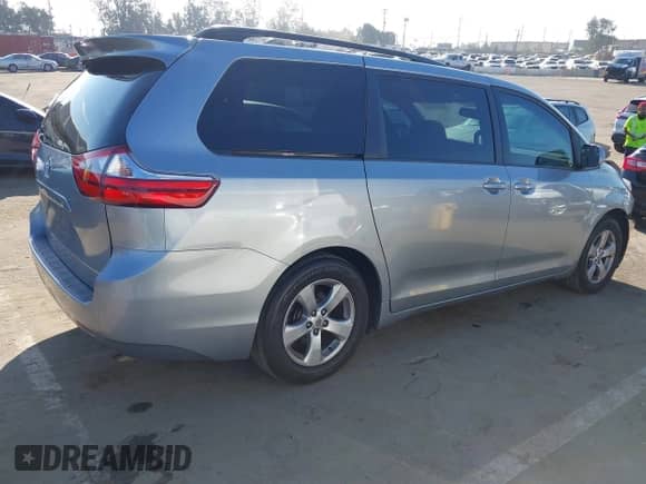 2016 Toyota Sienna LE AAS with VIN 5TDKK3DC4GS736844, listed as a IAAI auction lot 43379600 with 95,680 mi miles and . Bid and sale history available at DreamBid. Image 4.