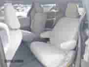 2013 Toyota Sienna LE z VIN 5TDJK3DC9DS054310, wystawiony jako IAAI lot #42668103 z przebiegiem 209 712 mil mil oraz . Historia ofert i sprzedaży dostępna na DreamBid. Obrazek 8.