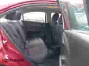 2018 Chevrolet Sonic LT z VIN 1G1JD5SH0J4109229, wystawiony jako IAAI lot #42897541 z przebiegiem 62 529 mil mil oraz . Historia ofert i sprzedaży dostępna na DreamBid. Obrazek 8.