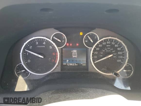 2016 Toyota Tundra SR5 с VIN 5TFDW5F14GX538067, выставлен на аукционе Copart как лот 82289735 с пробегом 129 623 миль миль и Списание • Salvage title. История ставок и продаж доступна на DreamBid. Изображение 9.