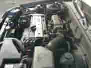 2005 Hyundai Accent GLS z VIN KMHCG35CX5U332441, wystawiony jako IAAI lot #43217479 z przebiegiem 225 254 mil mil oraz . Historia ofert i sprzedaży dostępna na DreamBid. Obrazek 19.