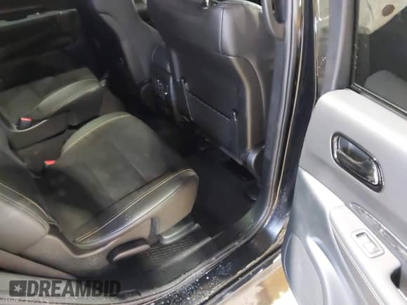 2025 Dodge Durango R/T Plus with VIN 1C4SDJCT1SC504535, listed as a IAAI auction lot 41381621 with 459 mi miles and . Bid and sale history available at DreamBid. Image 8.