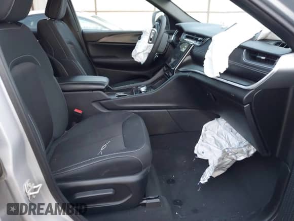 2024 Jeep Grand Cherokee Altitude с VIN 1C4RJKAG4R8554247, выставлен на аукционе IAAI как лот 43463398 с пробегом 17 482 миль миль и . История ставок и продаж доступна на DreamBid. Изображение 5.