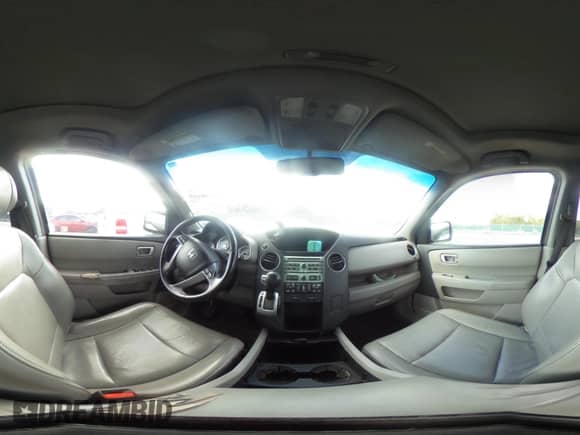 2011 Honda Pilot EX-L с VIN 5FNYF4H68BB043572, выставлен на аукционе IAAI как лот 43258660 с пробегом 309 002 миль миль и . История ставок и продаж доступна на DreamBid. Изображение 19.