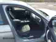 2016 BMW 3 Series 320i xDrive z VIN WBA8E5G58GNT41658, wystawiony jako IAAI lot #43407978 z przebiegiem 117 880 mil mil oraz . Historia ofert i sprzedaży dostępna na DreamBid. Obrazek 5.