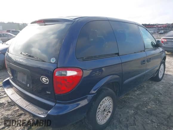 2003 Dodge Caravan with VIN 1D8GP25333B219408, listed as a IAAI auction lot 43018106 with 258,080 mi miles and . Bid and sale history available at DreamBid. Image 4.