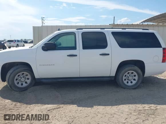 2011 Chevrolet Suburban z VIN 1GNSC5E00BR154039, wystawiony jako IAAI lot #42835058 z przebiegiem 214 013 mil mil oraz . Historia ofert i sprzedaży dostępna na DreamBid. Obrazek 14.