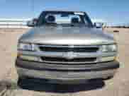 2000 Chevrolet Silverado 1500 LS with VIN 1GCEC14W6YZ253008, listed as a Copart auction lot 56347145 with 376,076 mi miles and Salvage title. Bid and sale history available at DreamBid. Image 5.