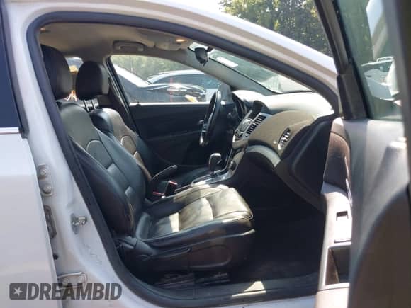 2015 Chevrolet Cruze LT с VIN 1G1PE5SB7F7154743, выставлен на аукционе IAAI как лот 42447669 с пробегом 157 875 миль миль и . История ставок и продаж доступна на DreamBid. Изображение 5.