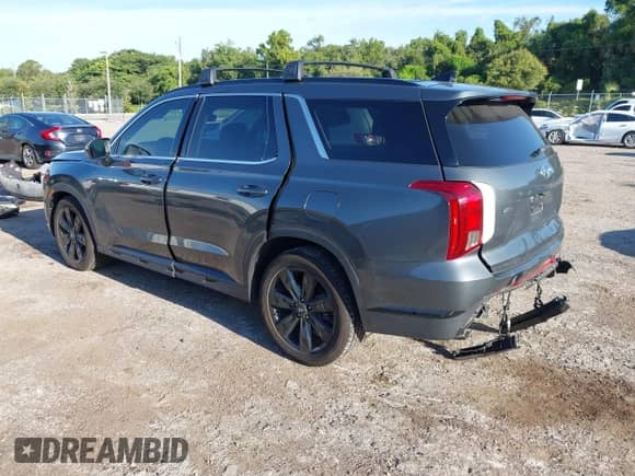 2023 Hyundai Palisade XRT с VIN KM8R34GE1PU489448, выставлен на аукционе IAAI как лот 43159108 с пробегом 71 891 миль миль и . История ставок и продаж доступна на DreamBid. Изображение 3.
