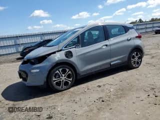 2020 Chevrolet Bolt EV Premier с VIN 1G1FZ6S03L4123765, выставлен на аукционе Copart как лот 81132905 с пробегом 34 517 миль миль и Списание • Salvage title. История ставок и продаж доступна на DreamBid. Изображение 1.