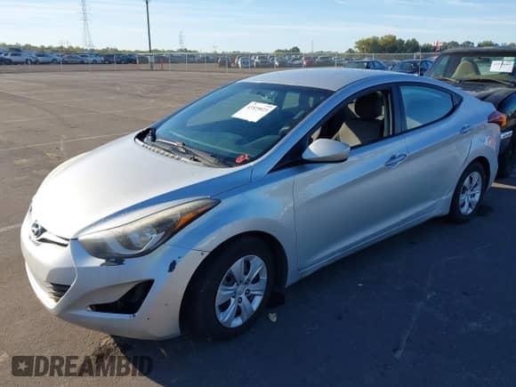 2016 Hyundai Elantra SE with VIN 5NPDH4AE8GH703600, listed as a IAAI auction lot 43529023 with Not provided miles and . Bid and sale history available at DreamBid. Image 2.