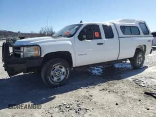 2011 Chevrolet Silverado 2500HD Work Truck с VIN 1GC2KVCG5BZ445972, выставлен на аукционе Copart как лот 44539005 с пробегом 354 912 миль миль и Чистый • Clean title. История ставок и продаж доступна на DreamBid. Изображение 1.