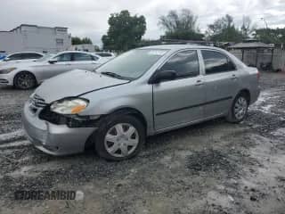 2004 Toyota Corolla CE z VIN 1NXBR32E34Z336700, wystawiony jako Copart lot #85762295 z przebiegiem 175 573 mil mil oraz Szkoda całkowita • Salvage title. Historia ofert i sprzedaży dostępna na DreamBid. Obrazek 1.