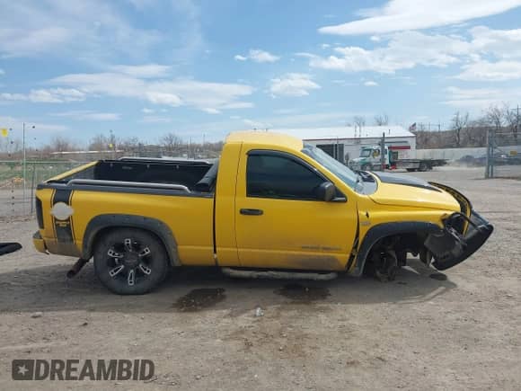2005 Dodge 1500 SLT z VIN 1D7HU16D55J534948, wystawiony jako IAAI lot #42017793 z przebiegiem 208 999 mil mil oraz . Historia ofert i sprzedaży dostępna na DreamBid. Obrazek 13.