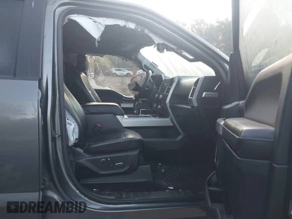 2016 Ford F-150 XLT z VIN 1FTEW1EG6GKD12452, wystawiony jako IAAI lot #43302065 z przebiegiem 190 395 mil mil oraz . Historia ofert i sprzedaży dostępna na DreamBid. Obrazek 5.