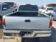 2000 Toyota Tundra SR5 с VIN 5TBRN3413YS105579, выставлен на аукционе IAAI как лот 43343292 с пробегом 153 974 миль миль и . История ставок и продаж доступна на DreamBid. Изображение 17.