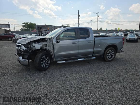 2023 Chevrolet Silverado 1500 LT с VIN 1GCRDDED4PZ296449, выставлен на аукционе Copart как лот 70323415 с пробегом 15 540 миль миль и Списание • Salvage title. История ставок и продаж доступна на DreamBid. Изображение 1.