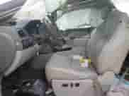 2010 GMC Sierra 1500 SLT z VIN 1GTSKWE32AZ233352, wystawiony jako Copart lot #55682905 z przebiegiem 151 140 mil mil oraz Szkoda całkowita • Salvage title. Historia ofert i sprzedaży dostępna na DreamBid. Obrazek 7.