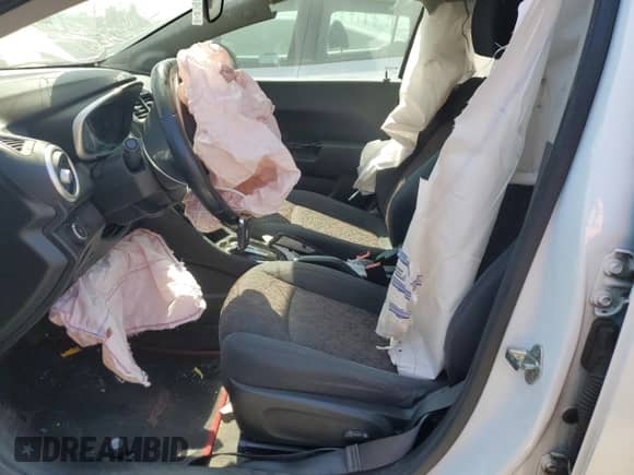 2018 Chevrolet Sonic LT with VIN 1G1JD6SG9J4101580, listed as a Copart auction lot 67150365 with 184,752 mi miles and Salvage title. Bid and sale history available at DreamBid. Image 7.