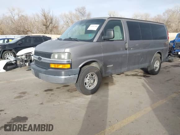 2006 Chevrolet Express Passenger with VIN 1GAHG35U361272274, listed as a IAAI auction lot 41507260 with 166,628 mi miles and . Bid and sale history available at DreamBid. Image 2.