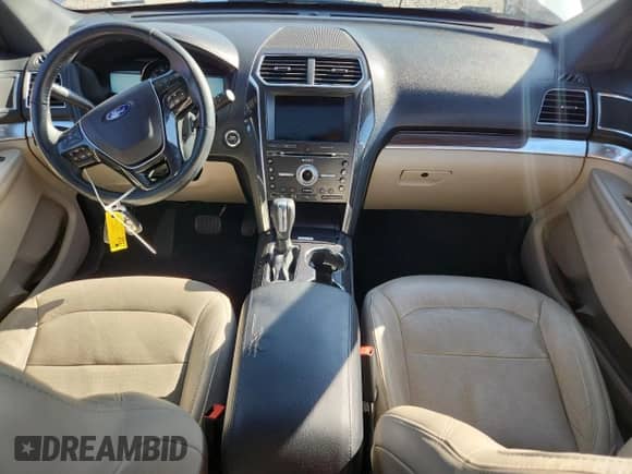 2018 Ford Explorer Limited z VIN 1FM5K8F85JGB56079, wystawiony jako Copart lot #82247365 z przebiegiem 168 338 mil mil oraz Czysty tytuł • Clean title. Historia ofert i sprzedaży dostępna na DreamBid. Obrazek 8.