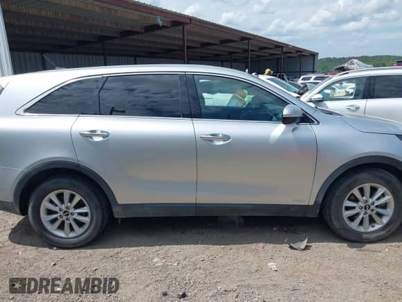 2020 Kia Sorento LX с VIN 5XYPGDA54LG614866, выставлен на аукционе IAAI как лот 42835298 с пробегом 157 996 миль миль и . История ставок и продаж доступна на DreamBid. Изображение 13.