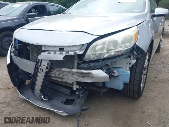 2014 Chevrolet Malibu LTZ with VIN 1G11H5SL9EF283464, listed as a IAAI auction lot 43175991 with 152,874 mi miles and . Bid and sale history available at DreamBid. Image 6.