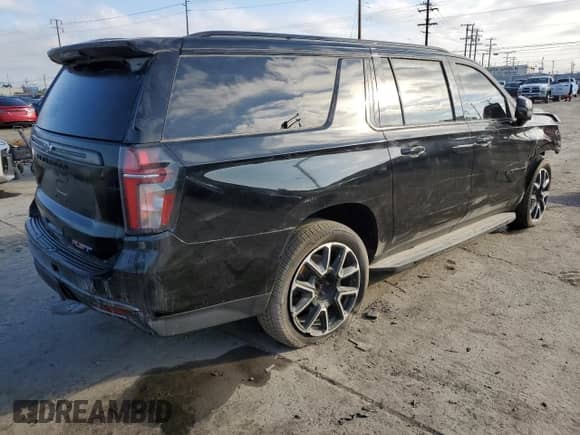 2022 Chevrolet Suburban RST с VIN 1GNSCEKD8NR205606, выставлен на аукционе Copart как лот 43213945 с пробегом Не указан миль и Списание • Salvage title. История ставок и продаж доступна на DreamBid. Изображение 3.