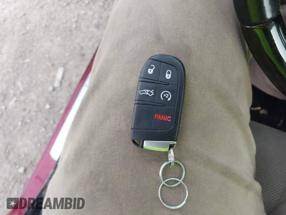 2017 Chrysler 300 C с VIN 2C3CCAKG1HH647930, выставлен на аукционе IAAI как лот 41902096 с пробегом 79 565 миль миль и . История ставок и продаж доступна на DreamBid. Изображение 11.