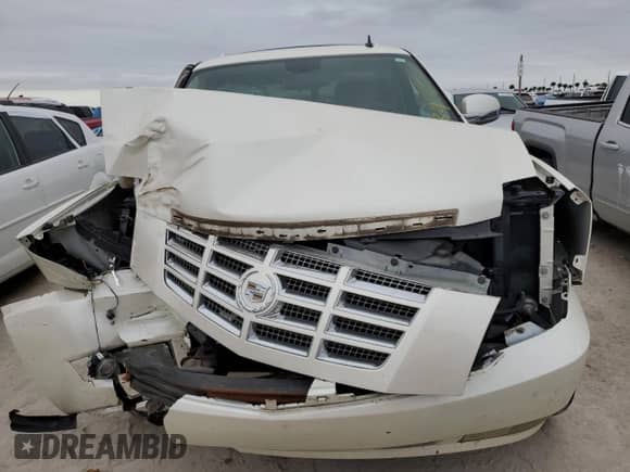 2011 Cadillac Escalade Premium с VIN 1GYS3CEF0BR118038, выставлен на аукционе Copart как лот 76524504 с пробегом 85 779 миль миль и Списание • Salvage title. История ставок и продаж доступна на DreamBid. Изображение 5.