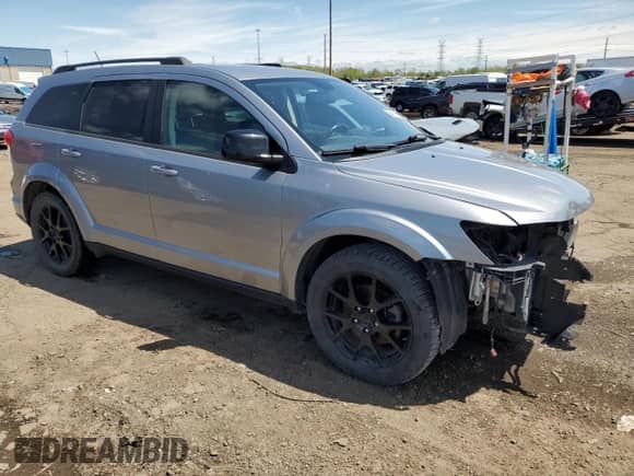 2017 Dodge Journey GT with VIN 3C4PDCEGXHT581161, listed as a Copart auction lot 56472595 with 114,542 mi miles and Salvage title. Bid and sale history available at DreamBid. Image 4.