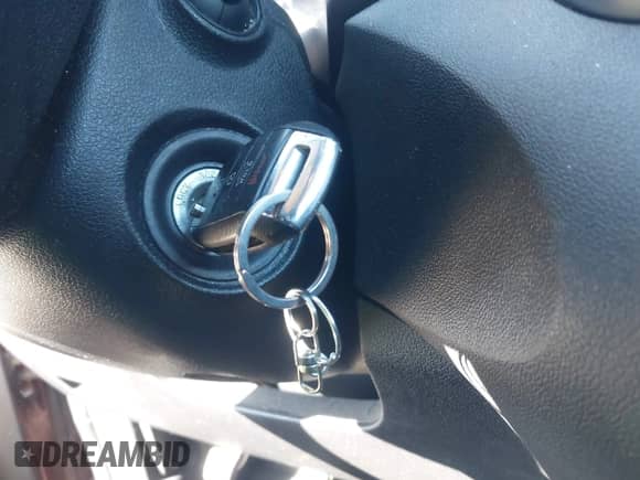 2019 Kia Sorento LX with VIN 5XYPGDA53KG563276, listed as a IAAI auction lot 43392867 with 103,923 mi miles and . Bid and sale history available at DreamBid. Image 11.