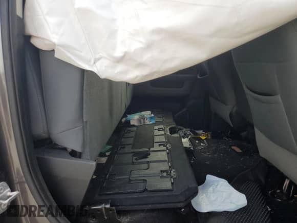 2015 Ram 1500 Big Horn z VIN 1C6RR6LG2FS676334, wystawiony jako Copart lot #51524935 z przebiegiem 210 219 mil mil oraz Szkoda całkowita • Salvage title. Historia ofert i sprzedaży dostępna na DreamBid. Obrazek 10.