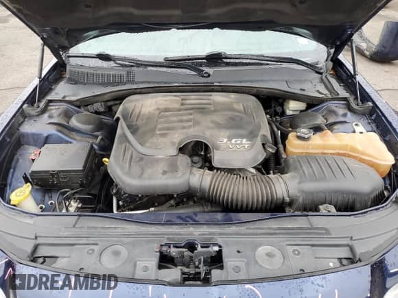 2013 Chrysler 300 C с VIN 2C3CCAKG4DH683041, выставлен на аукционе Copart как лот 59928975 с пробегом 178 577 миль миль и Списание • Salvage title. История ставок и продаж доступна на DreamBid. Изображение 11.